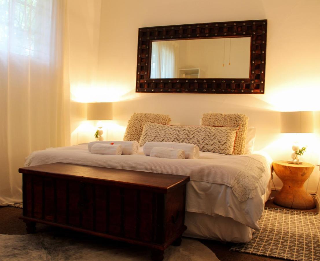 Alluring Self Catering 2 Bedroom Villa At Bokmakierie Villas Windhoek Ngoại thất bức ảnh