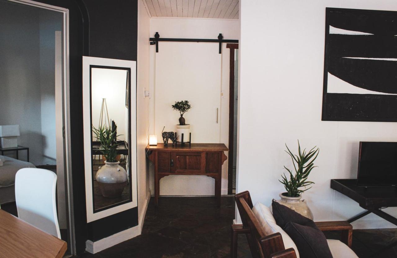 Alluring Self Catering 2 Bedroom Villa At Bokmakierie Villas Windhoek Ngoại thất bức ảnh