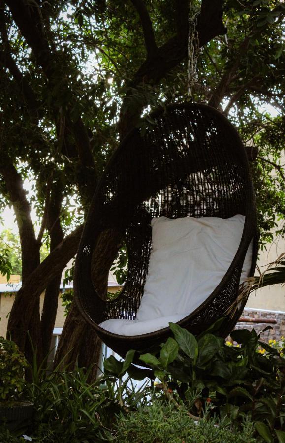 Alluring Self Catering 2 Bedroom Villa At Bokmakierie Villas Windhoek Ngoại thất bức ảnh