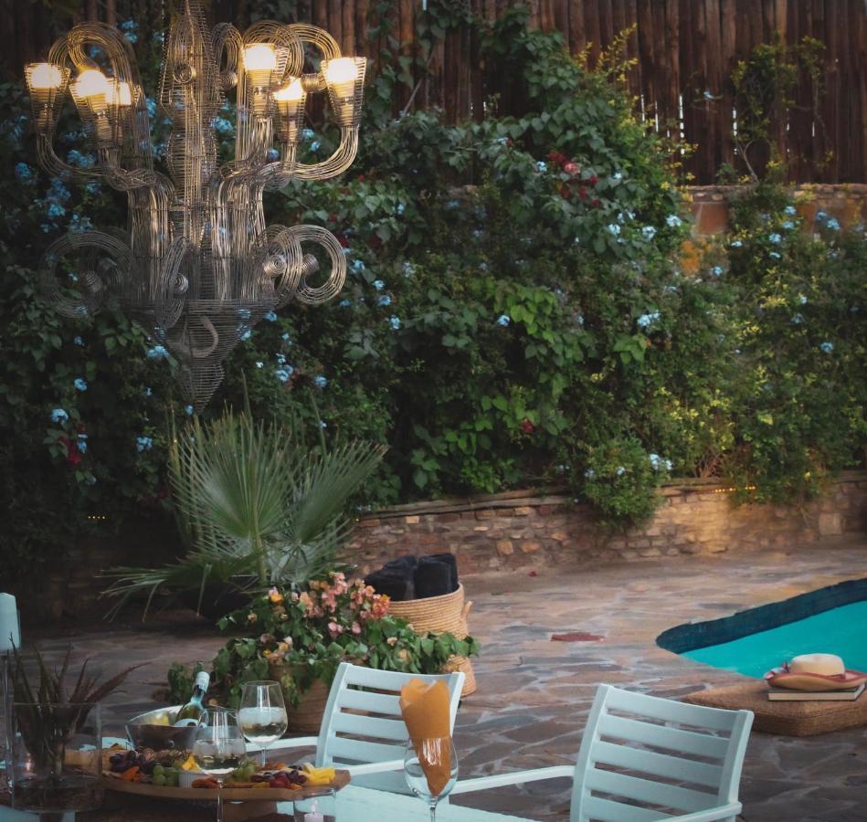 Alluring Self Catering 2 Bedroom Villa At Bokmakierie Villas Windhoek Ngoại thất bức ảnh
